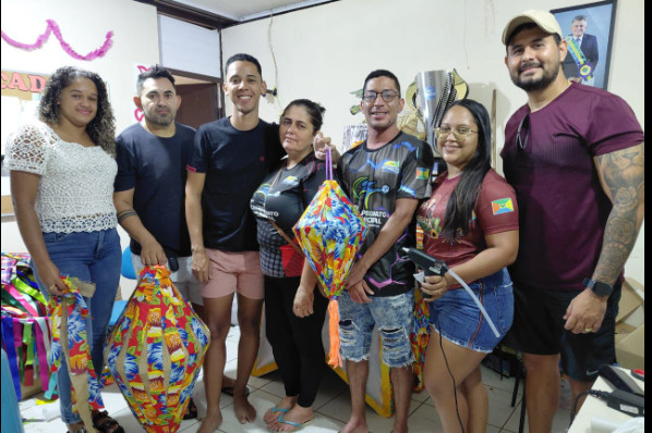 ARRAIAL DECORADO EM RIBAMAR FIQUENE