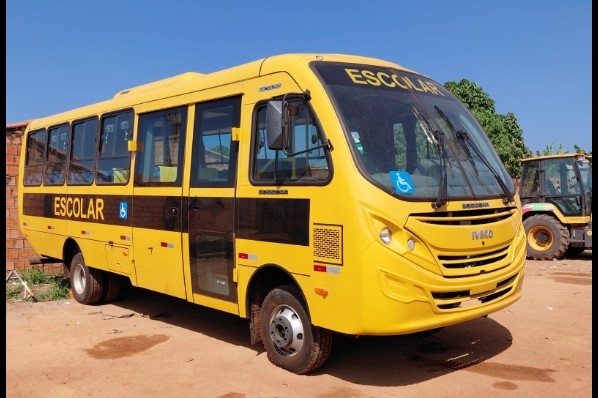ÔNIBUS ESCOLAR NOVO EM RIBAMAR FIQUENE